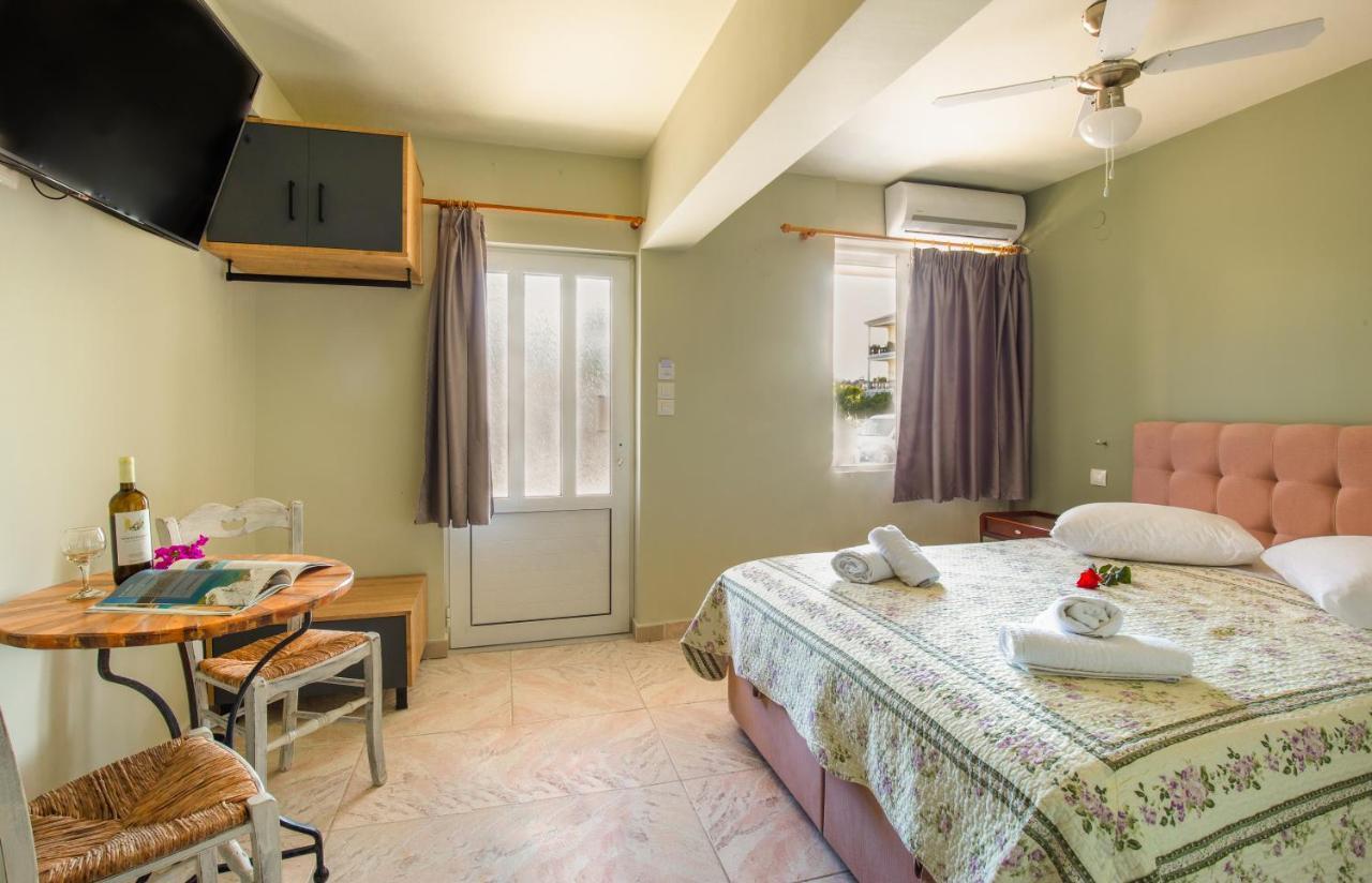 Lefkáda Limonero New City Apartment 2 With Private Parking מראה חיצוני תמונה